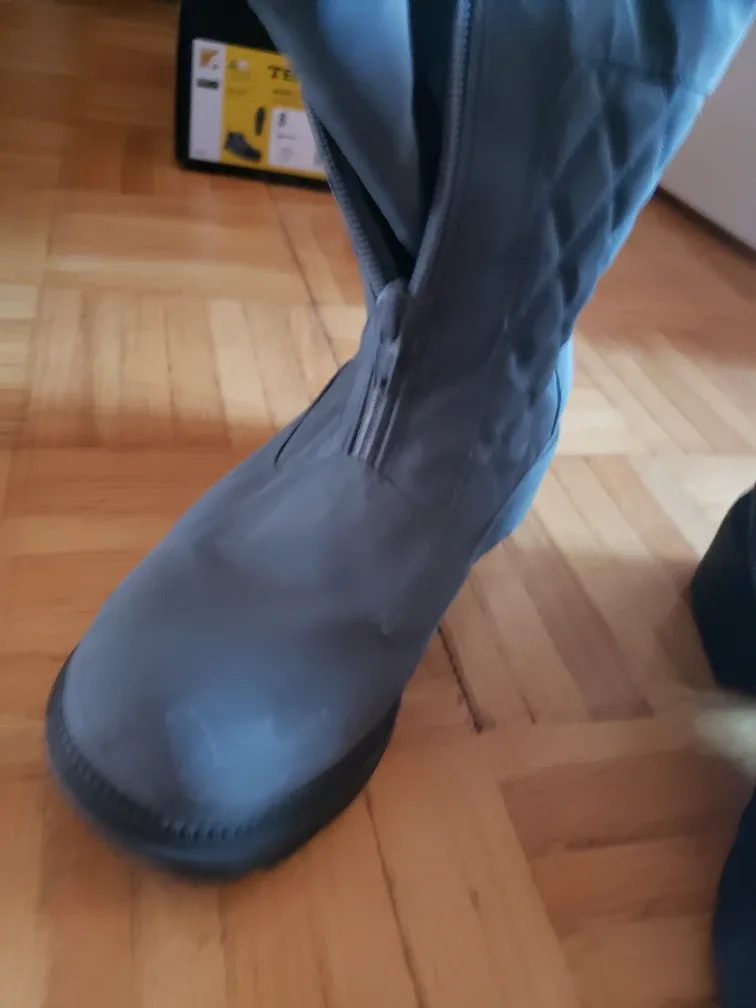 Women's Grey Winter Boots with Fur Trim image indicator(3)