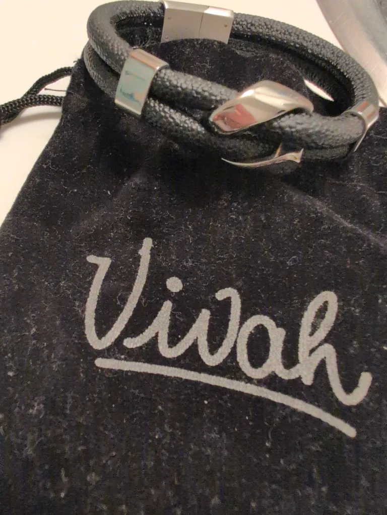 Never worn -Men's Black Leather Bracelet Stainless Steel Accents image indicator(2)