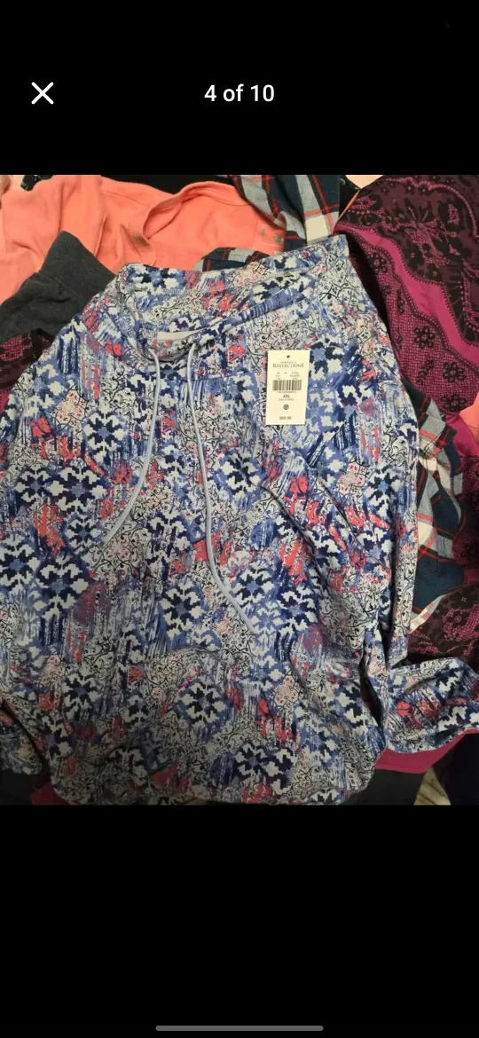 Women's clothing bundle: tops and jeans thumbnail