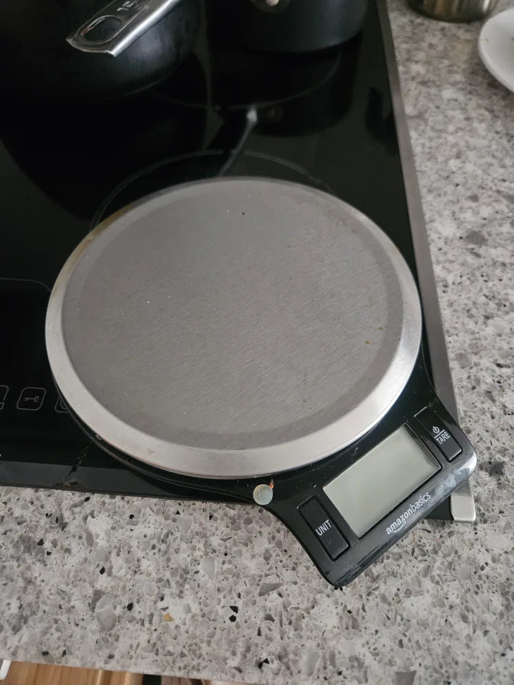 Amazon Basics Kitchen Scale thumbnail
