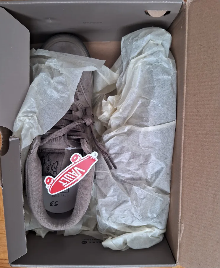 Vans Vault OG Half Cab LX Sneakers - Size 7.5 US Men's image indicator(2)