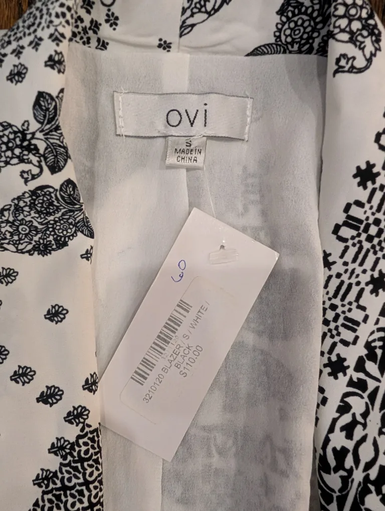 NWT - Ovi Longline Black and White Patterned Blazer image indicator(3)