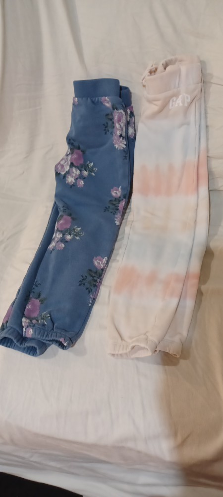 girl and boy clothing bundles. Boy sized 10, Girl sized 5-7. - photo 2