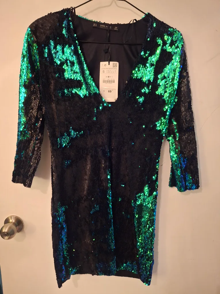 Changing colour dress from Zara. image indicator(3)