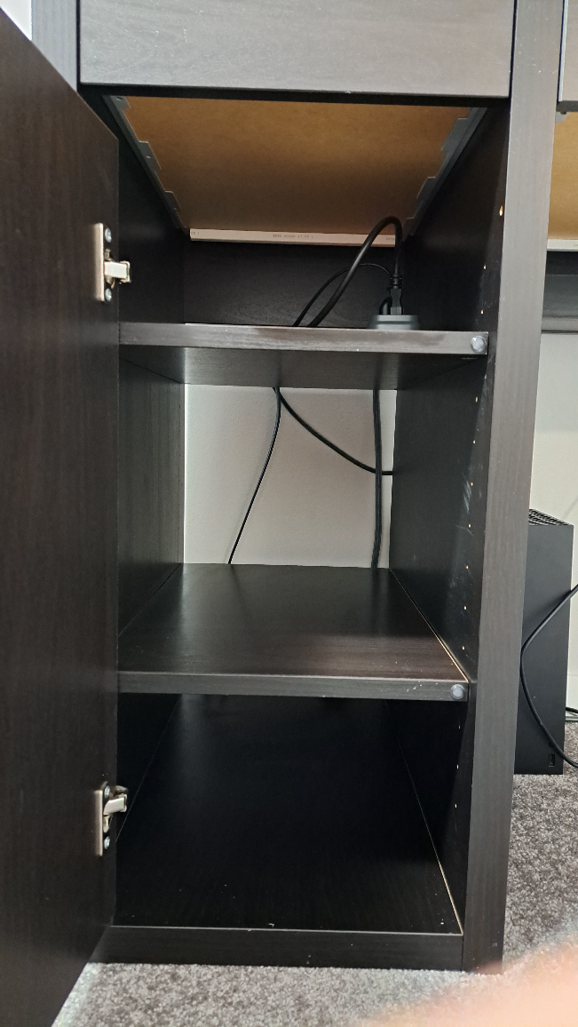 Office Desk - photo 3