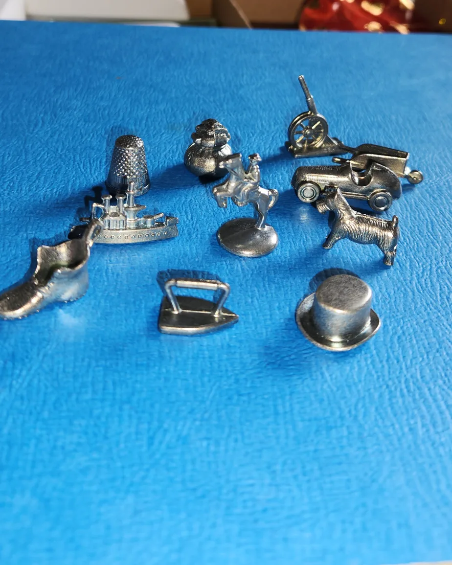 Monopoly Board Game 2004 image indicator(4)