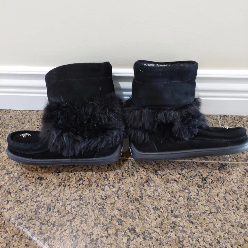 manitobah mukluks waterproof snow boots size 3Y image indicator(3)