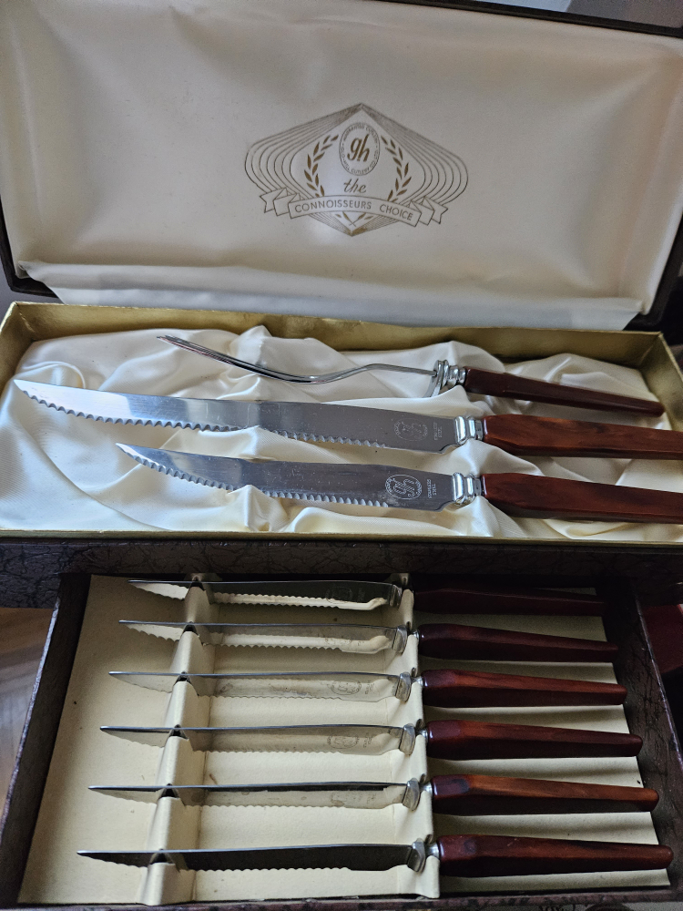 Knife set