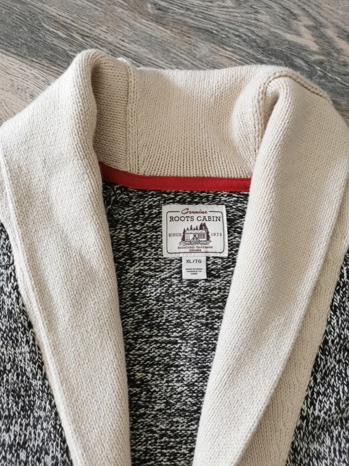 Roots Cabin Cardigan Sweater - Size XL image indicator(2)