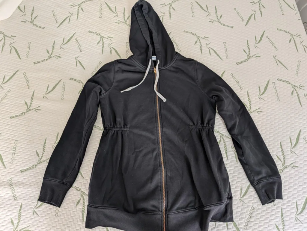 Maternity Clothes Bundle image indicator(9)