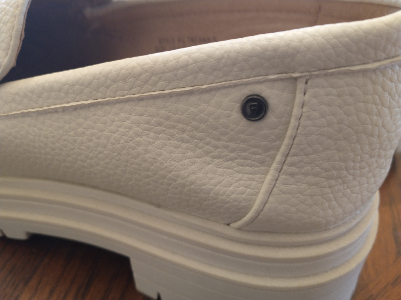 French Connection Women's White Chain-Detail Loafers - Size 6 - photo 5