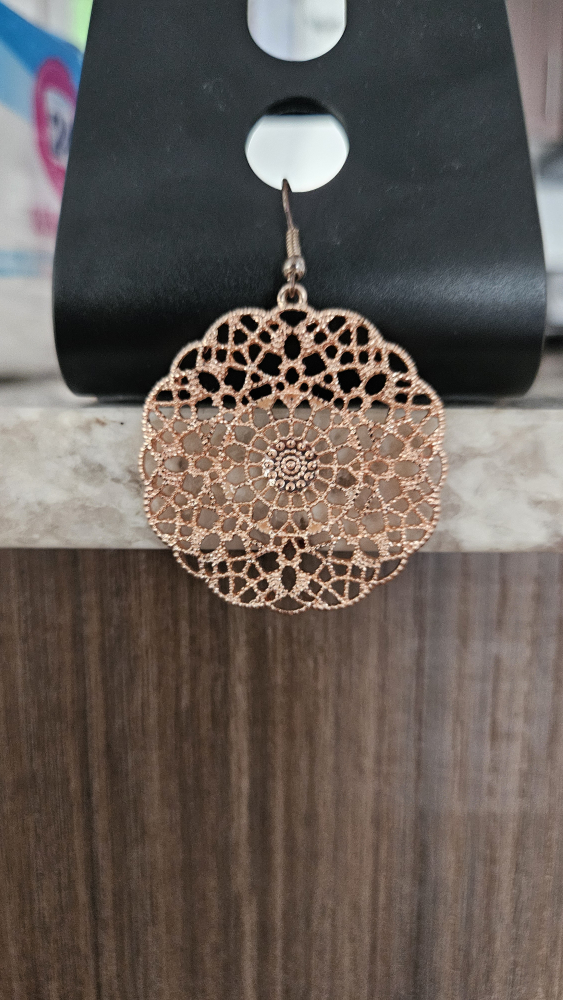 Rose Gold Filigree Earrings - photo 3