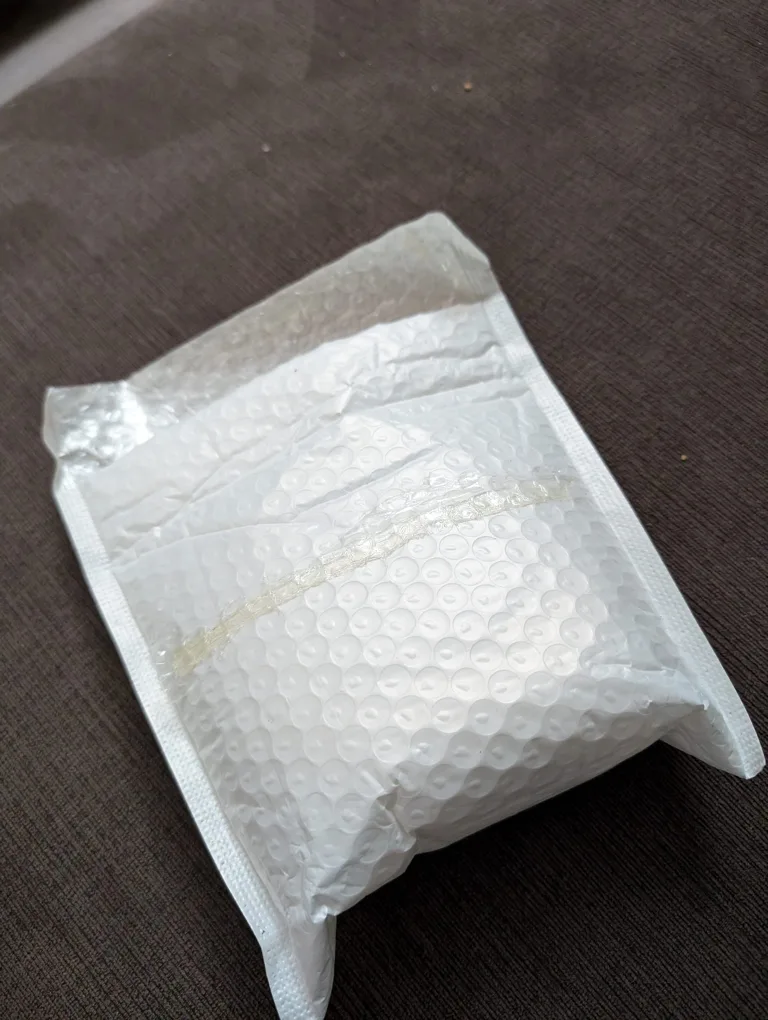 Gold Metal Clutch Bag with Chain Strap image indicator(6)