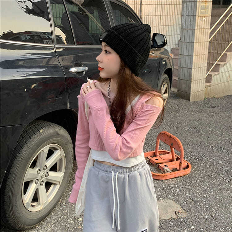Y2yPink Cold Shoulder Cropped Long Sleeve Top - photo 3