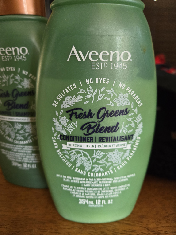 Free skincare shampoo and conditioner. - photo 5