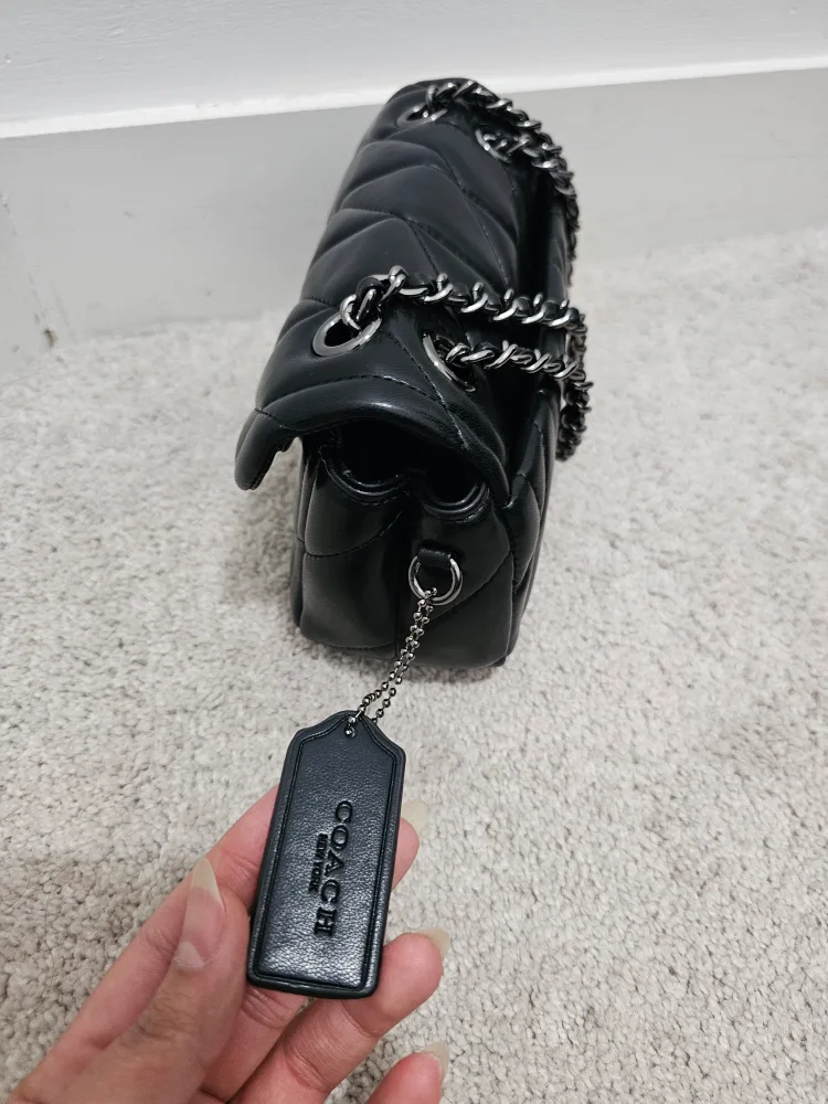 Coach Tabby 20 quilted bag image indicator(9)