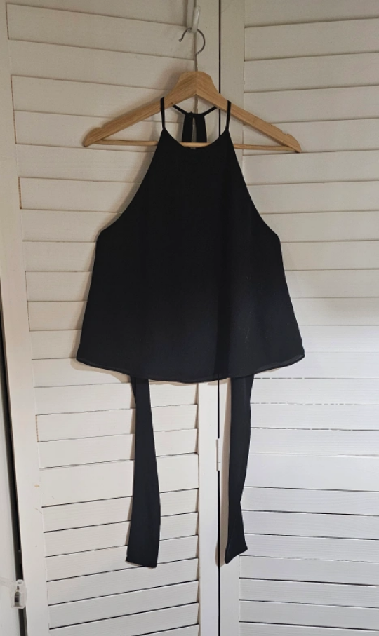 Zara TRF Collection Black Halter Neck Tie-Front Top 🏈🏟️ 🏆