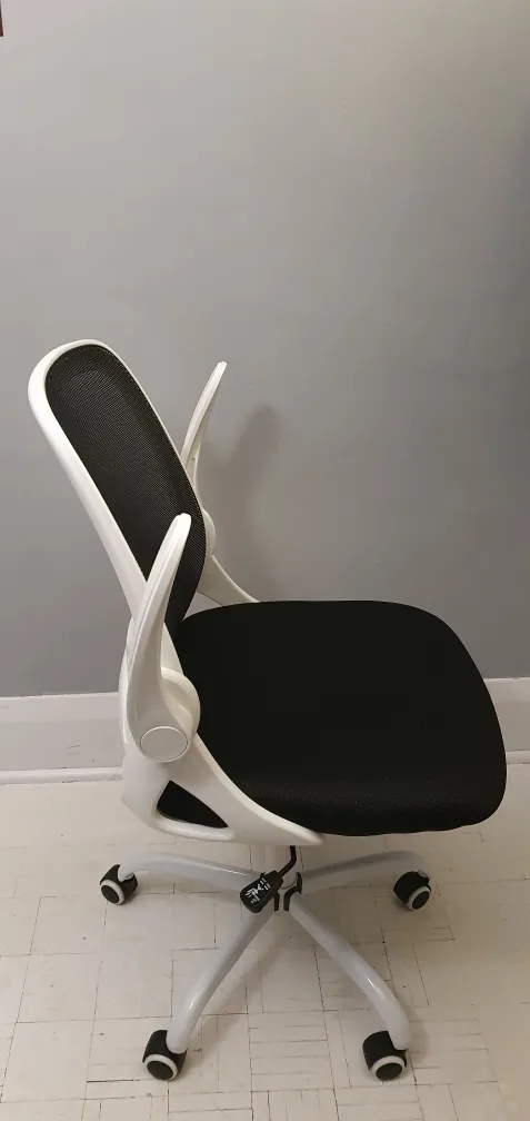 White Office Chair image indicator(3)