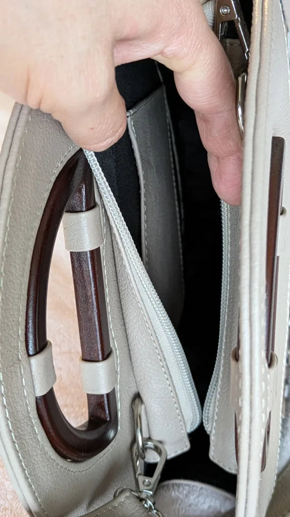 NEW Beige handmade leather embroidered mini round crossbody bag. image indicator(7)