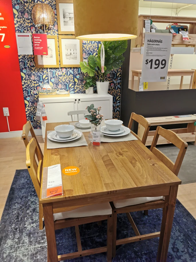 IKEA HÄGERNAS Table and 4 Chairs + 2 JUSTINA Chair Pads