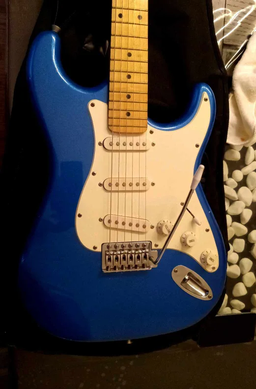 Blue Squier Electric Guitar with Gig Bag image indicator(2)