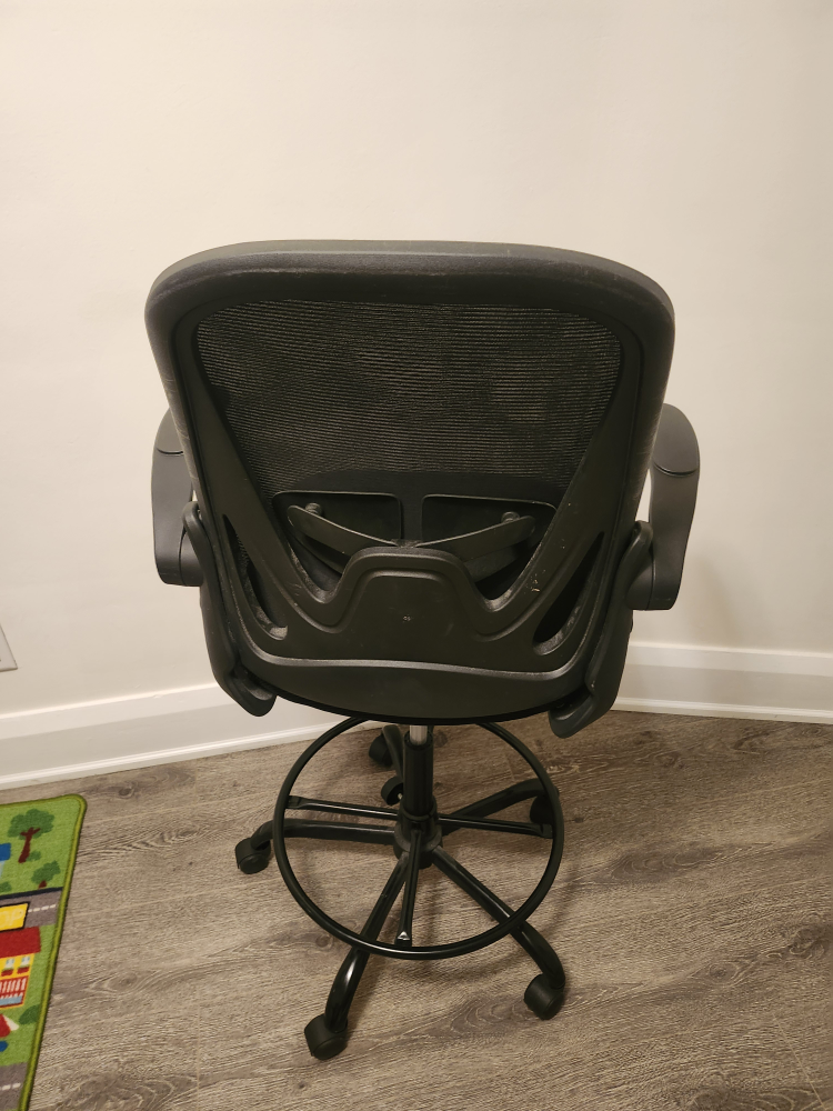 Black Office Chair with Adjustable Height and footrest - photo 4