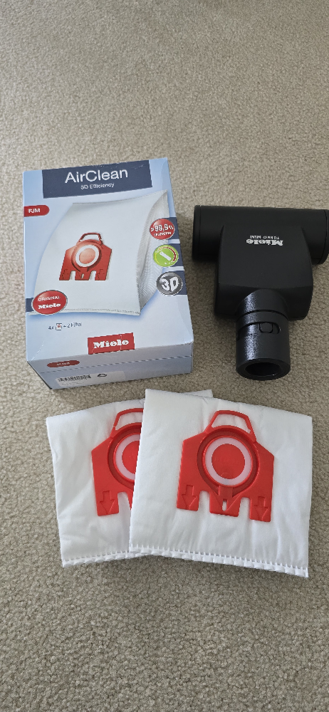 Miele Compact C1 Celebration/PowerLine Cannister Bag Vacuum - photo 4