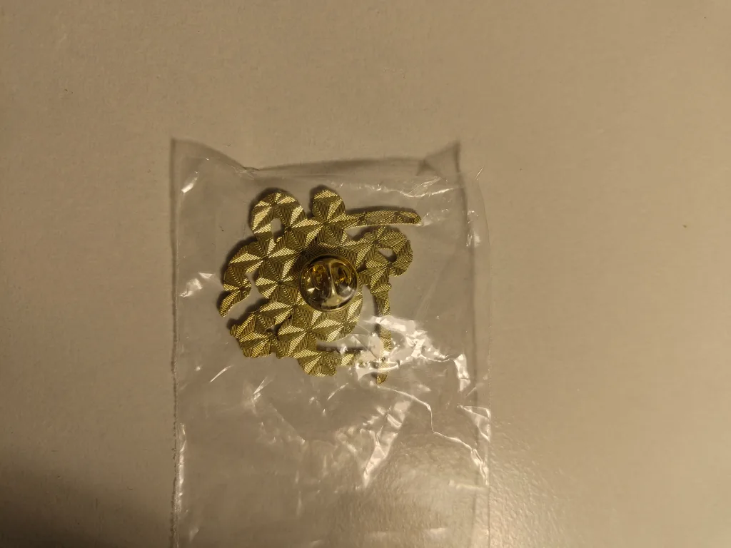 NEW‼️Octopus Samurai Pin 🧡✨ image indicator(2)