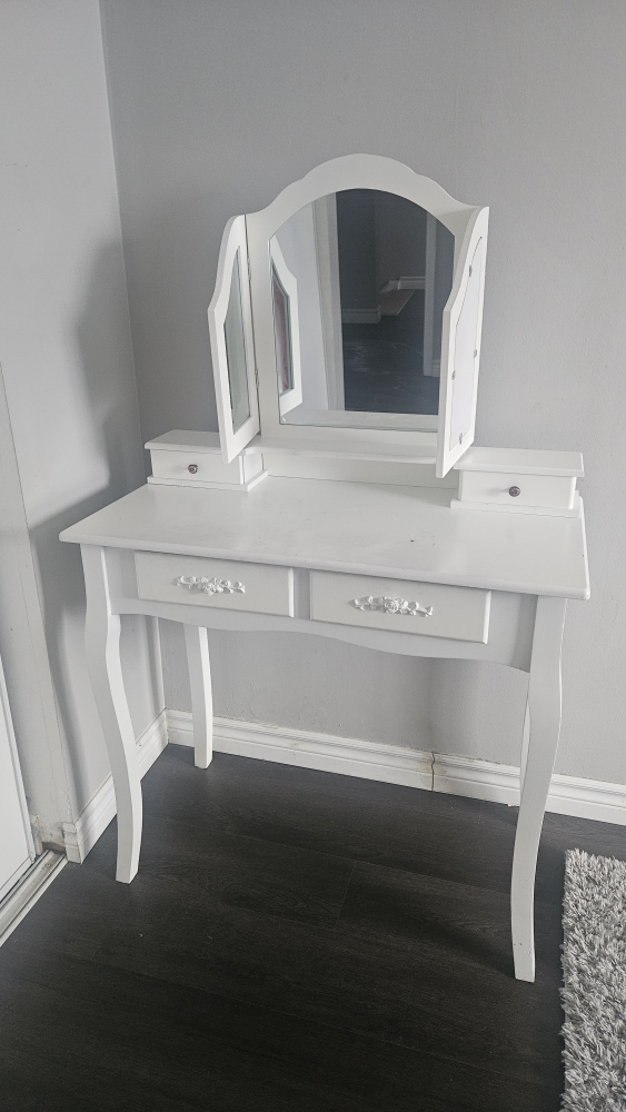 White Vanity with Tri-fold Mirror