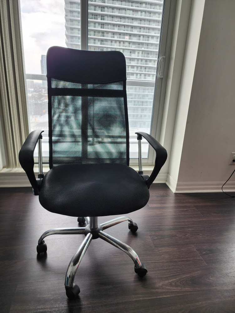 Black Mesh Office Chair