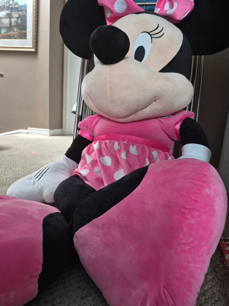 Giant Minnie Mouse Plush Toy image indicator(2)
