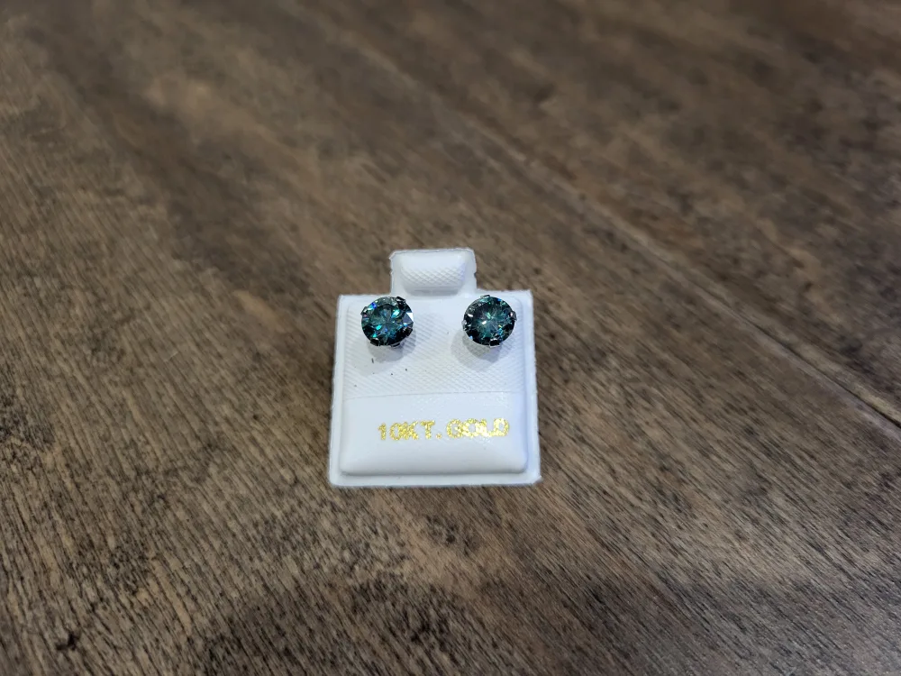10kt Gold Blue Moissanite Stud Earrings image indicator(6)
