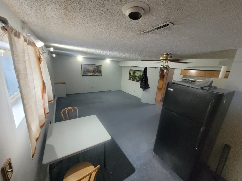 Bachelor Basement Suite for Rent