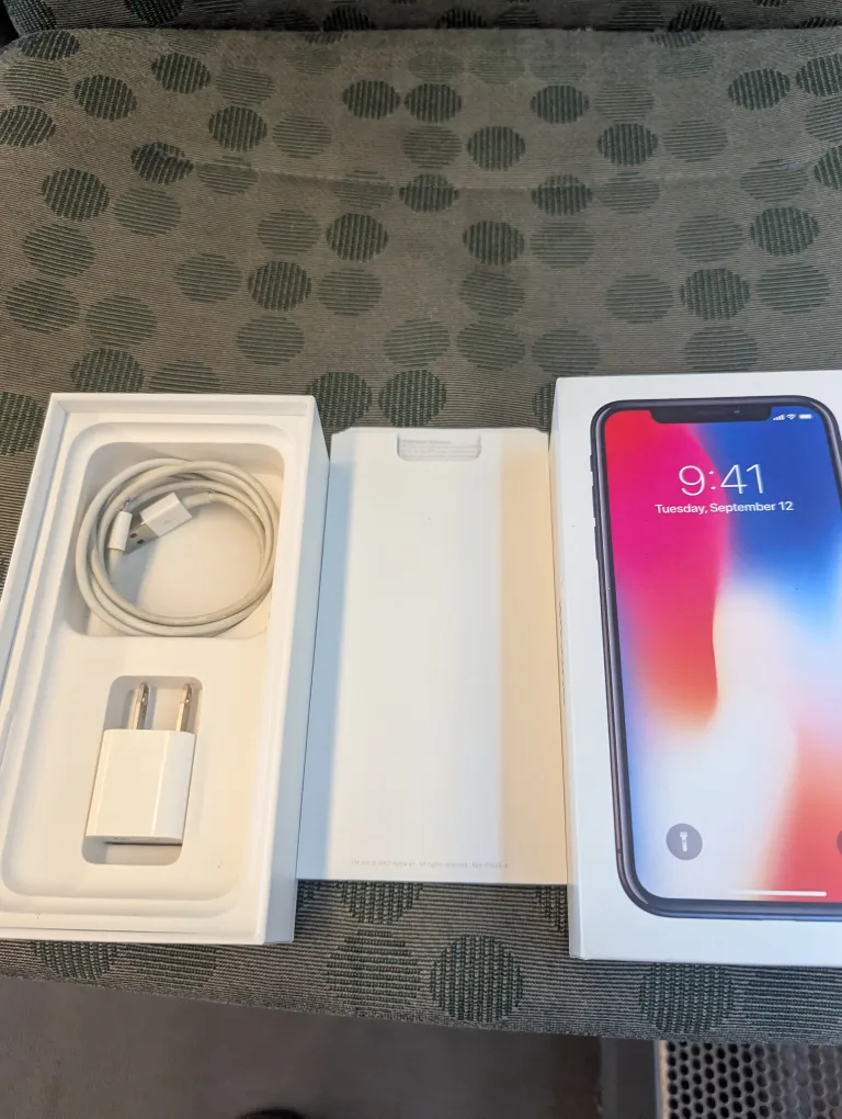 iPhone x  new condition 64 gb image indicator(4)
