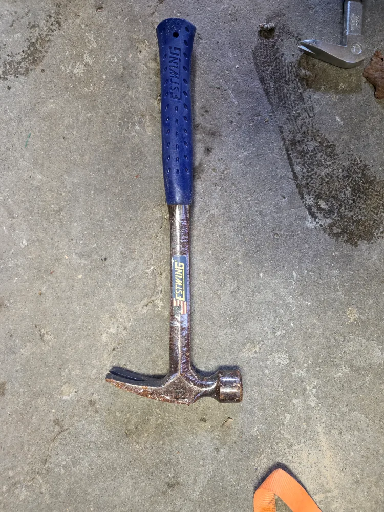 Sturgis 28 oz Claw Hammer image indicator(4)