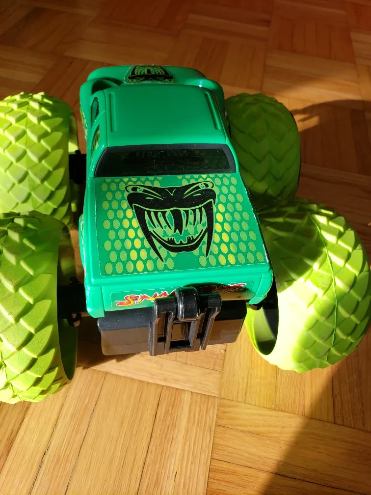 New Bright Monster Truck RC Car image indicator(4)