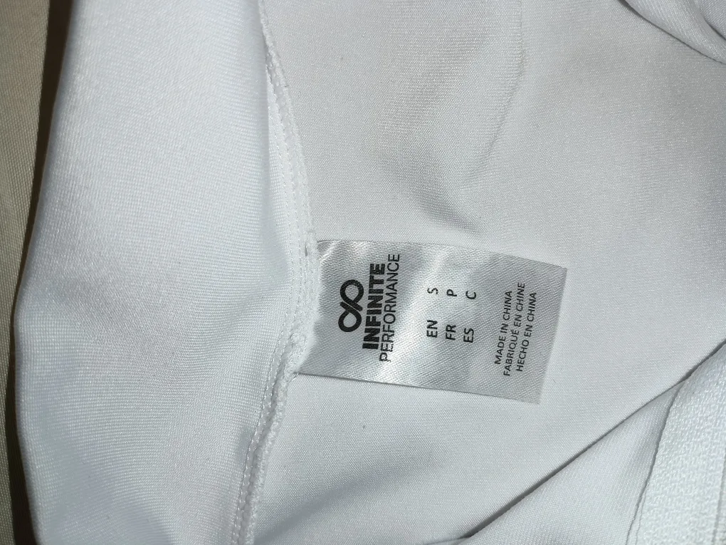 🏈 White Mock Neck Zip-Up Crop Top image indicator(3)