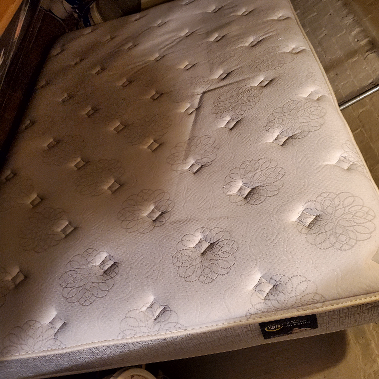 Serta Mattress - Full Size “🏈” - photo 3