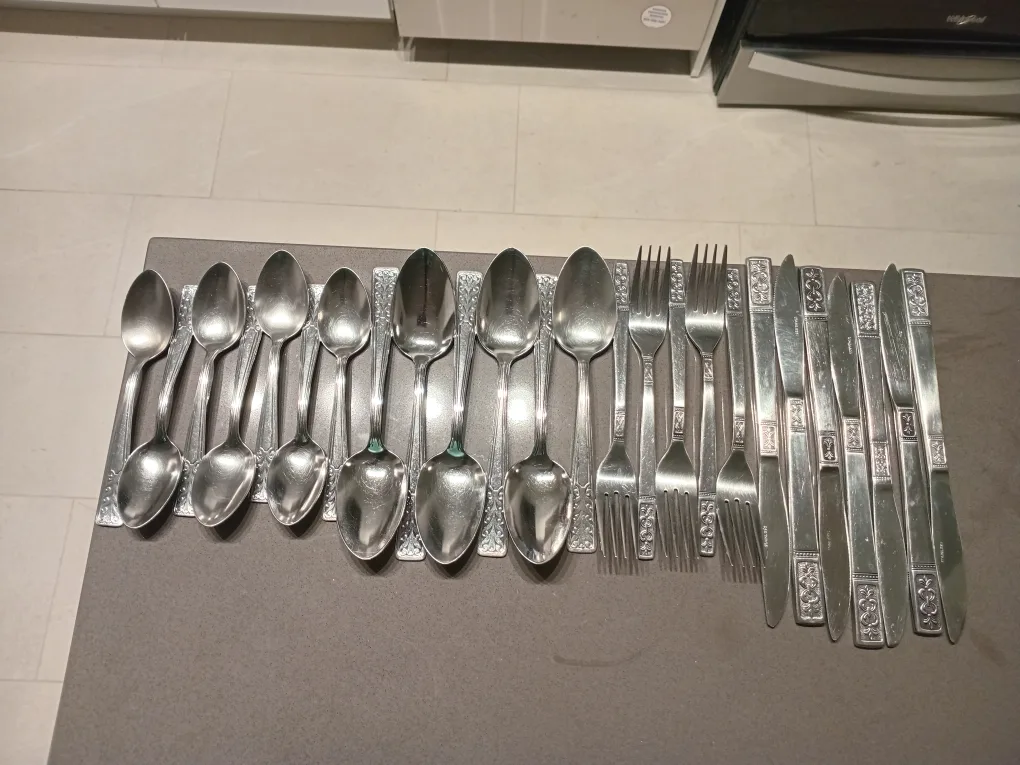 Vintage Stainless Steel Flatware Set image indicator(2)
