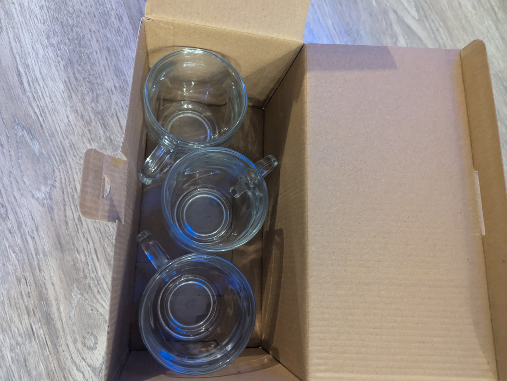 Set of 3 Clear Glass Mugs - photo 3