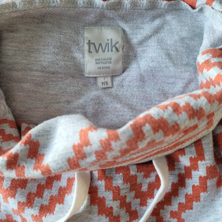 Cowl Neck Sweater - Women's Size Small image indicator(4)