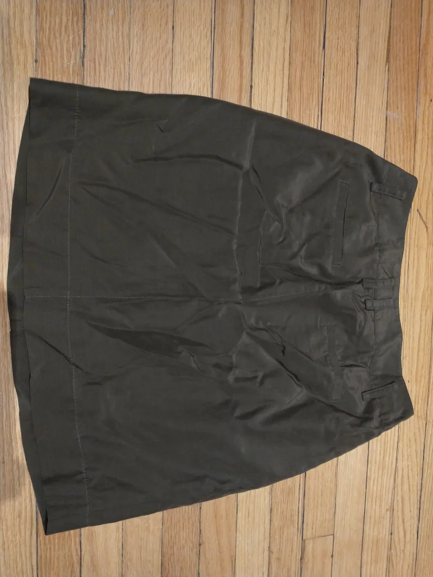 Army green Banana Republic silk skirt image indicator(3)