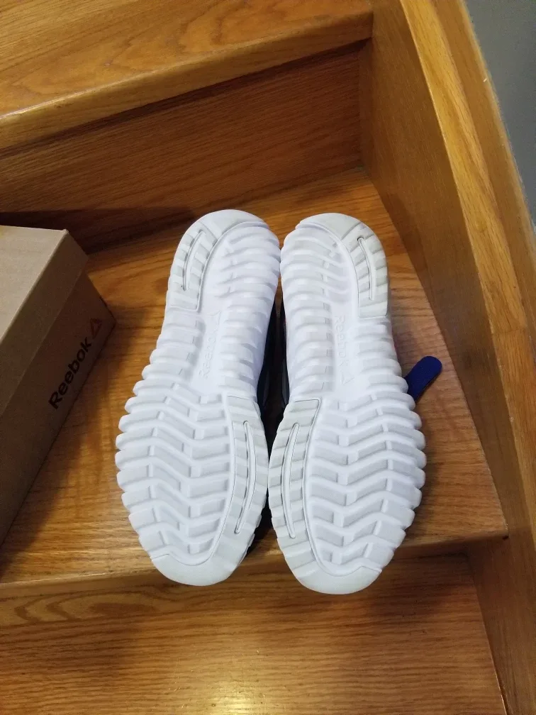 Womens Reebok twistform blaze 3.0 brand new image indicator(5)