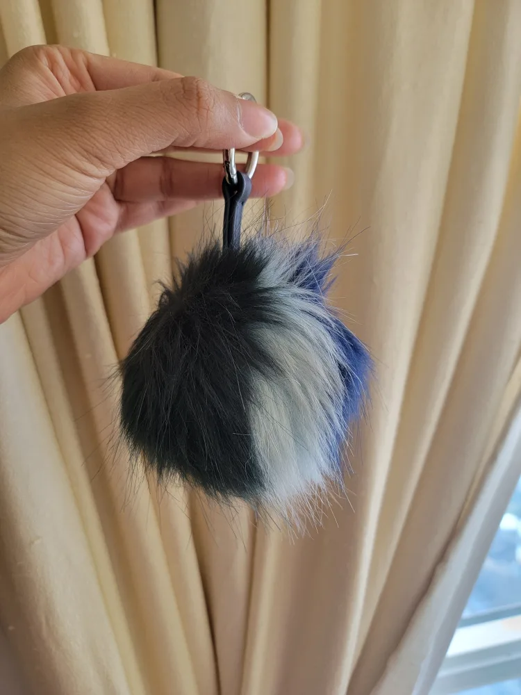 High quality Fuzzy Pom Pom Keychain / bag charm image indicator(4)