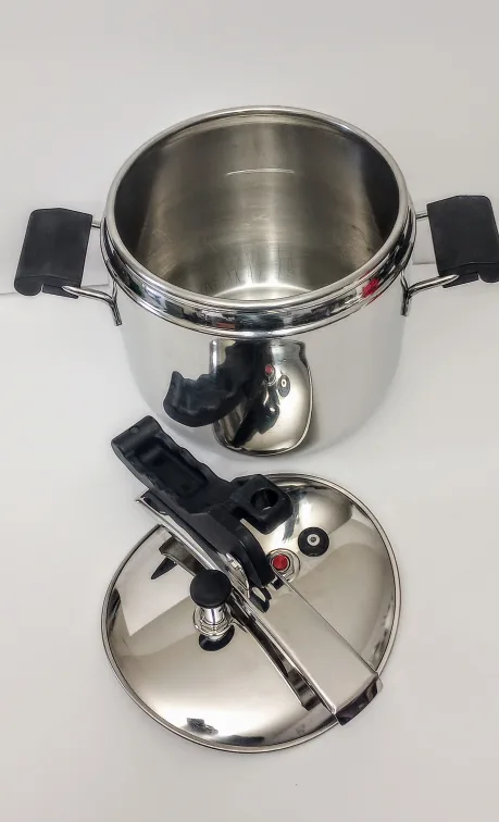 Lagostina Irraddial plus 7L , 22∅ St Steel Pressure cooker image indicator(2)