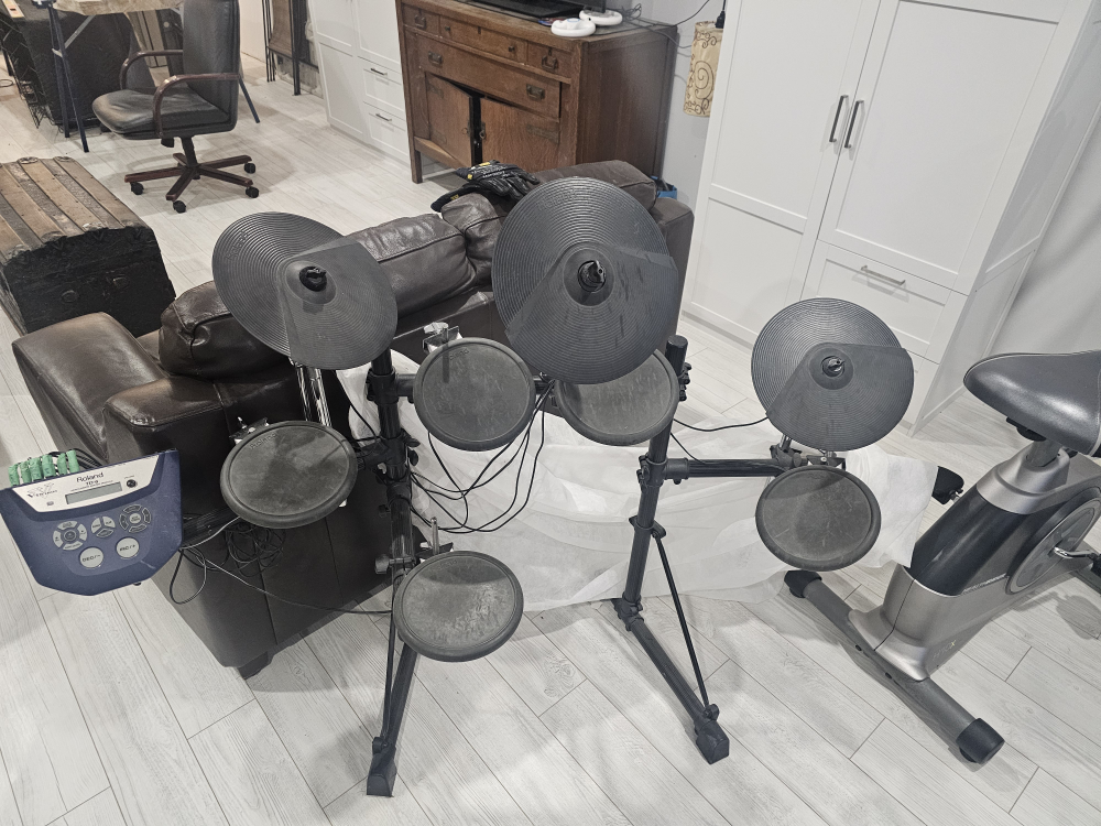 Roland TD-6 Electronic Drum Kit - photo 2