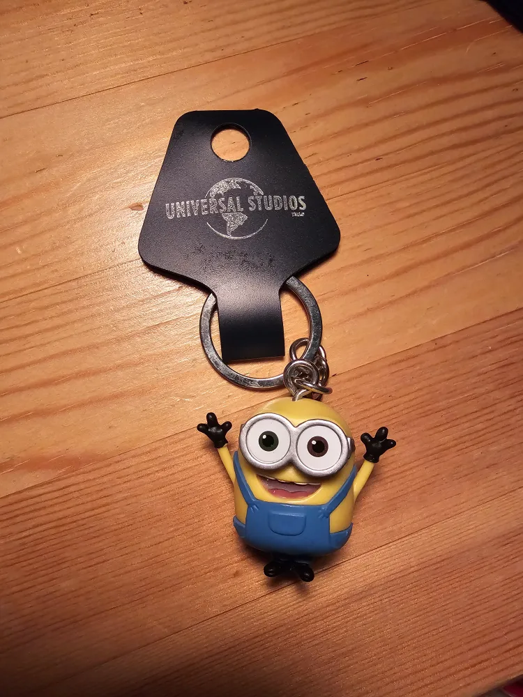 Universal Studios Minion Keychain thumbnail