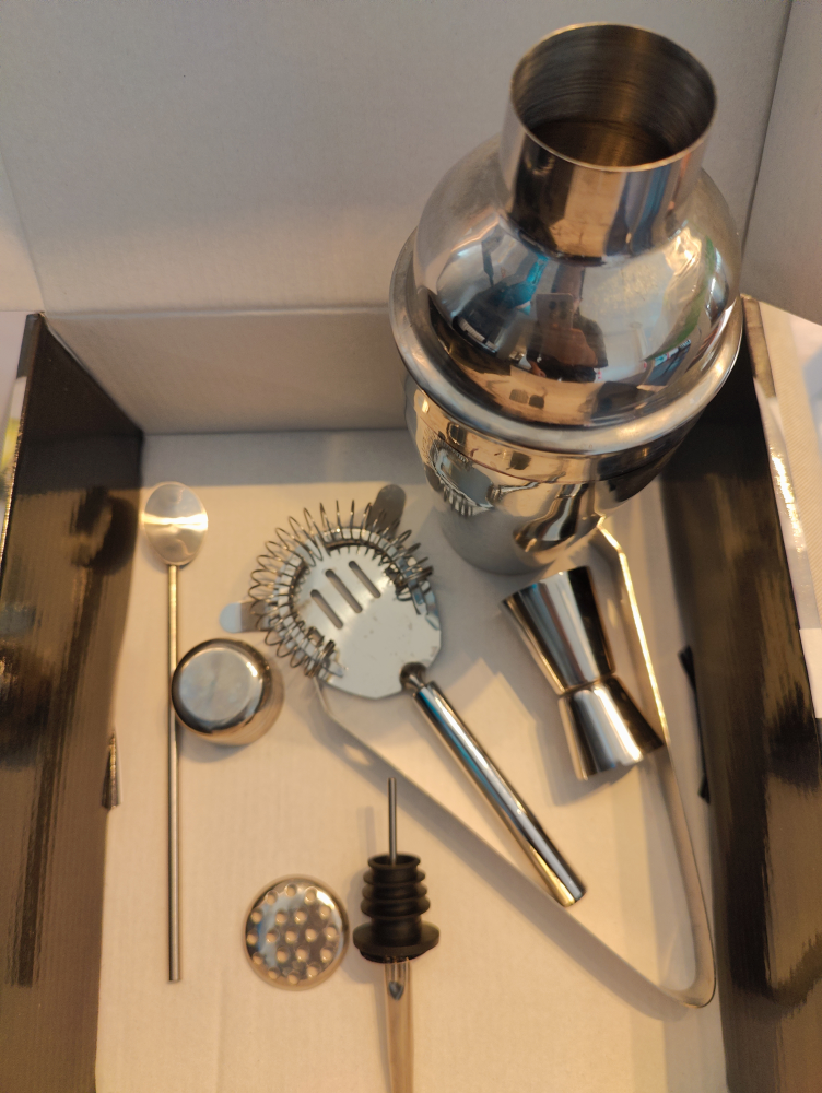 Entertaining Stuff Mixy Cocktail Set - Brand New - photo 4