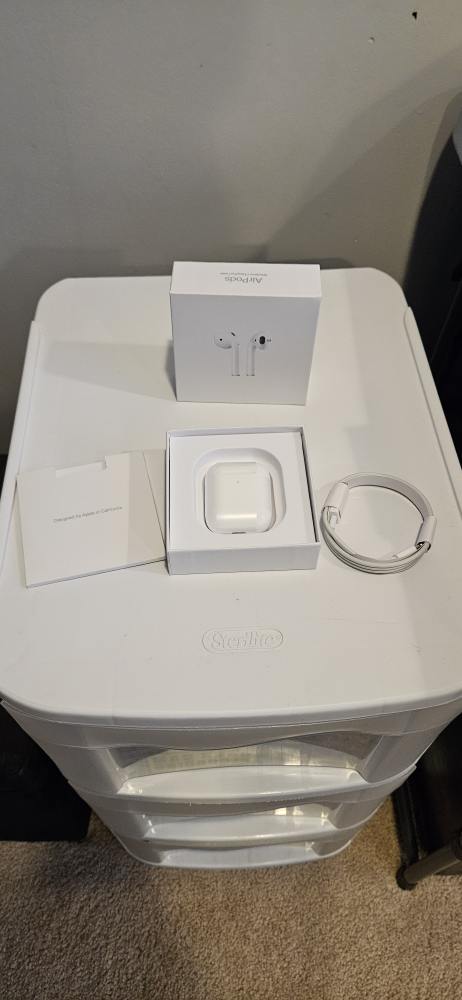 Apple AirPods gen 2 (MESAGE ME BEFORE BUY)