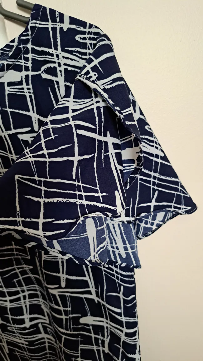 Women's Size Medium Dark Blue and White Abstract Print Blouse image indicator(2)